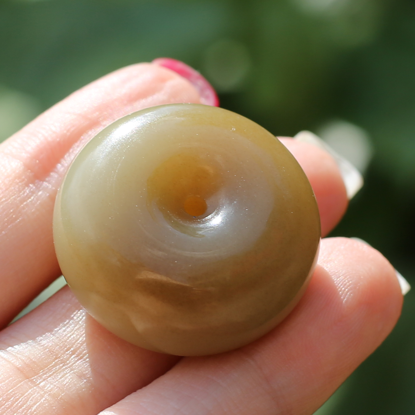 新疆细油润且末满红糖平安扣吊坠