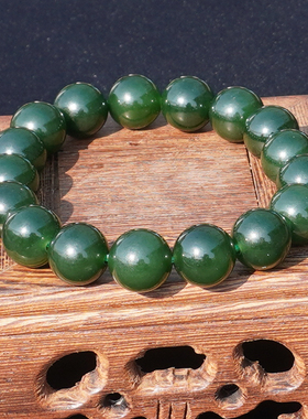 方言和田玉俄冰底细腻菠菜绿碧玉