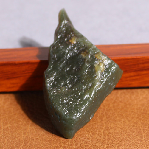 玉禧珠宝和田玉黑青玉籽料原石