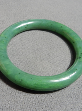 方言和田玉俄料碧玉菠菜绿手镯子