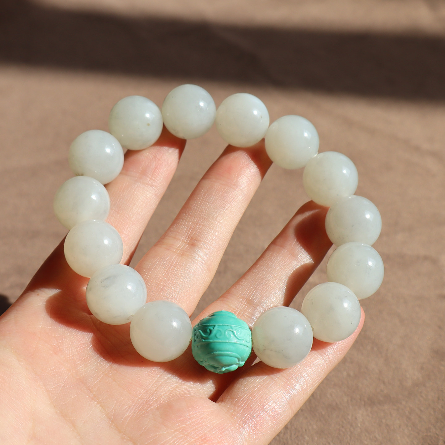 罕见方言品牌和田玉收藏新疆羊脂白玉底青花籽料卡14mm圆珠手串A2