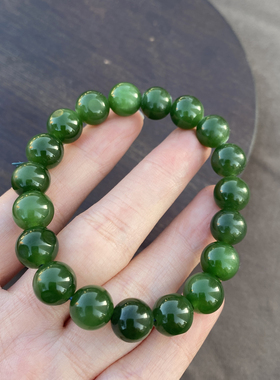 俄罗斯料阳绿色碧玉10mm圆珠手串
