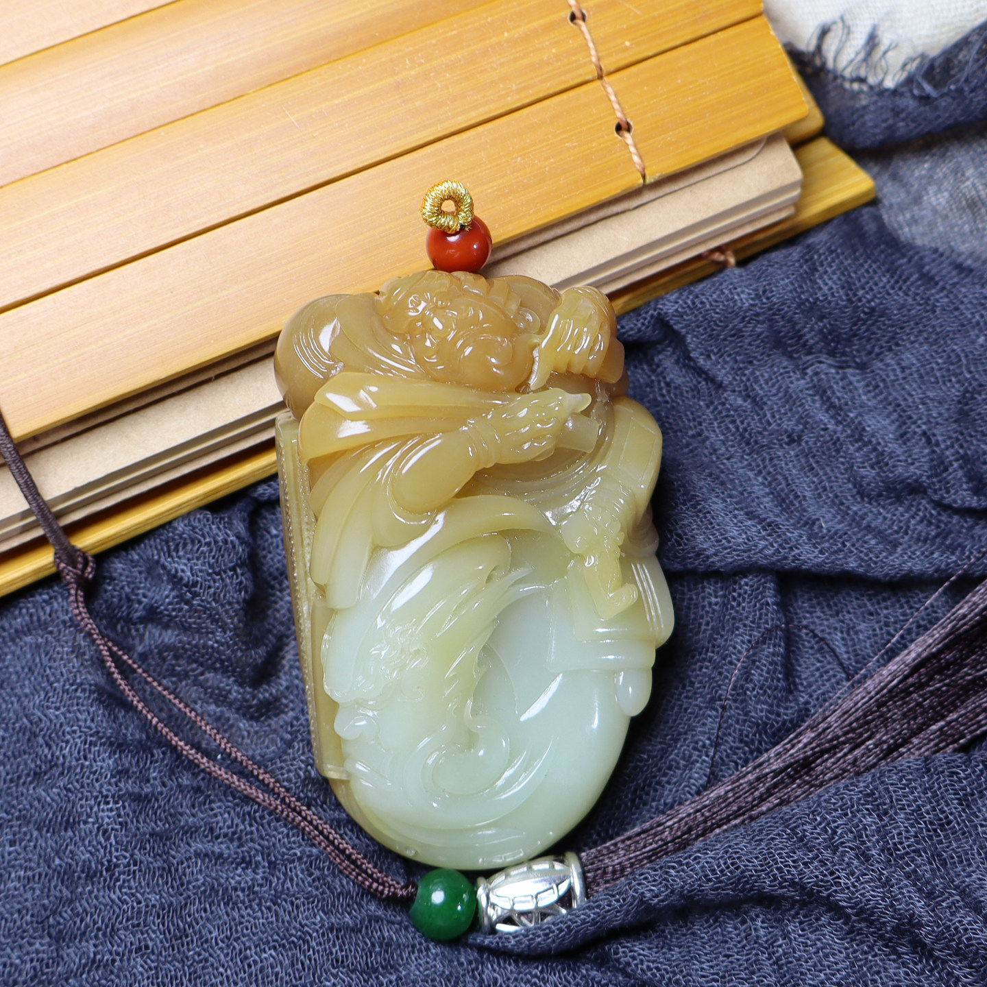 玉禧珠宝特惠天然和田玉新疆细腻且末红糖白玉武将手把件摆件A9