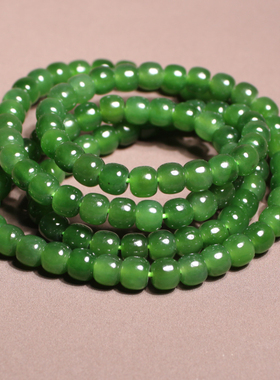 俄罗斯老坑油润细腻碧玉辣绿手串