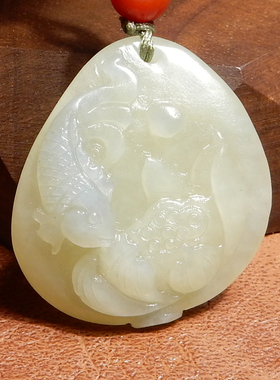 方言和田玉新疆黄口料带蓝吊坠