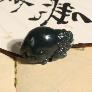 玉禧珠宝和田玉新疆和田玉油润塔县塔青特色带猫眼貔貅吊坠挂件A9