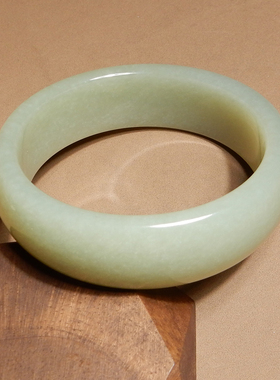 方言和田玉新疆且末蓝色基调手镯