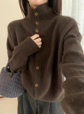 2025秋冬新款咖啡色高领针织开衫外套女慵懒软糯百搭立领加厚上衣