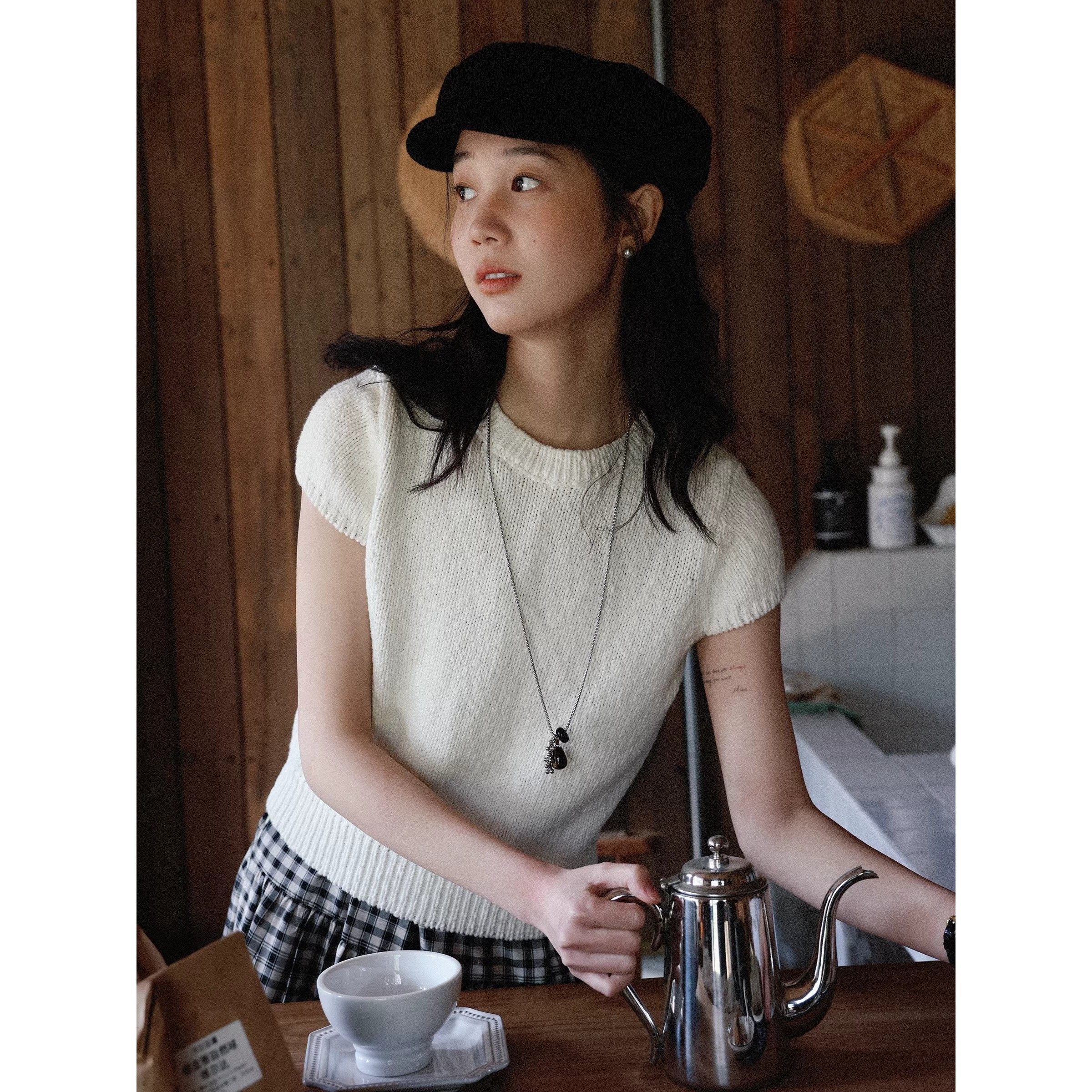 韩系套头圆领奶油白短袖针织衫女春秋高级感软糯内搭毛衣短款上衣,女装/女士精品,毛针织衫,淘宝优惠券,粉丝福利购,淘宝优惠卷