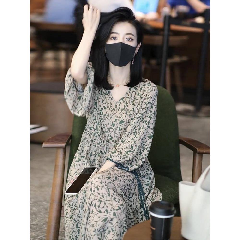 欧洲站宽松修身连衣裙2025夏季新三分之袖惊人和别致的印花雪纺长