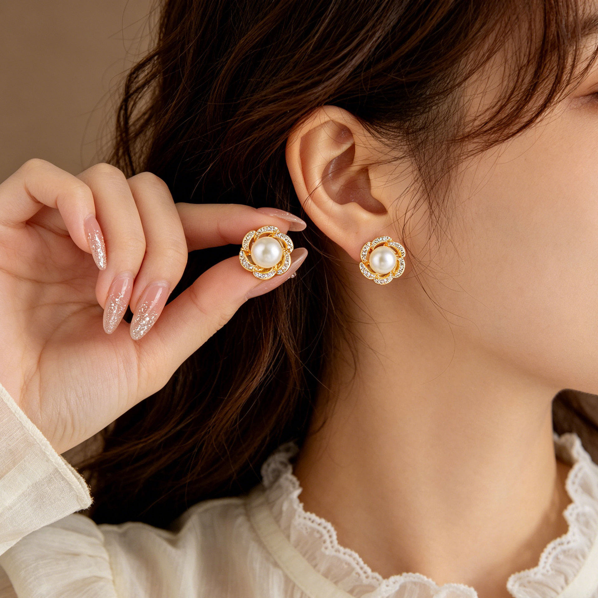 漂亮立体花朵耳钉铜合金真金电镀微镶锆石s925银针女耳饰