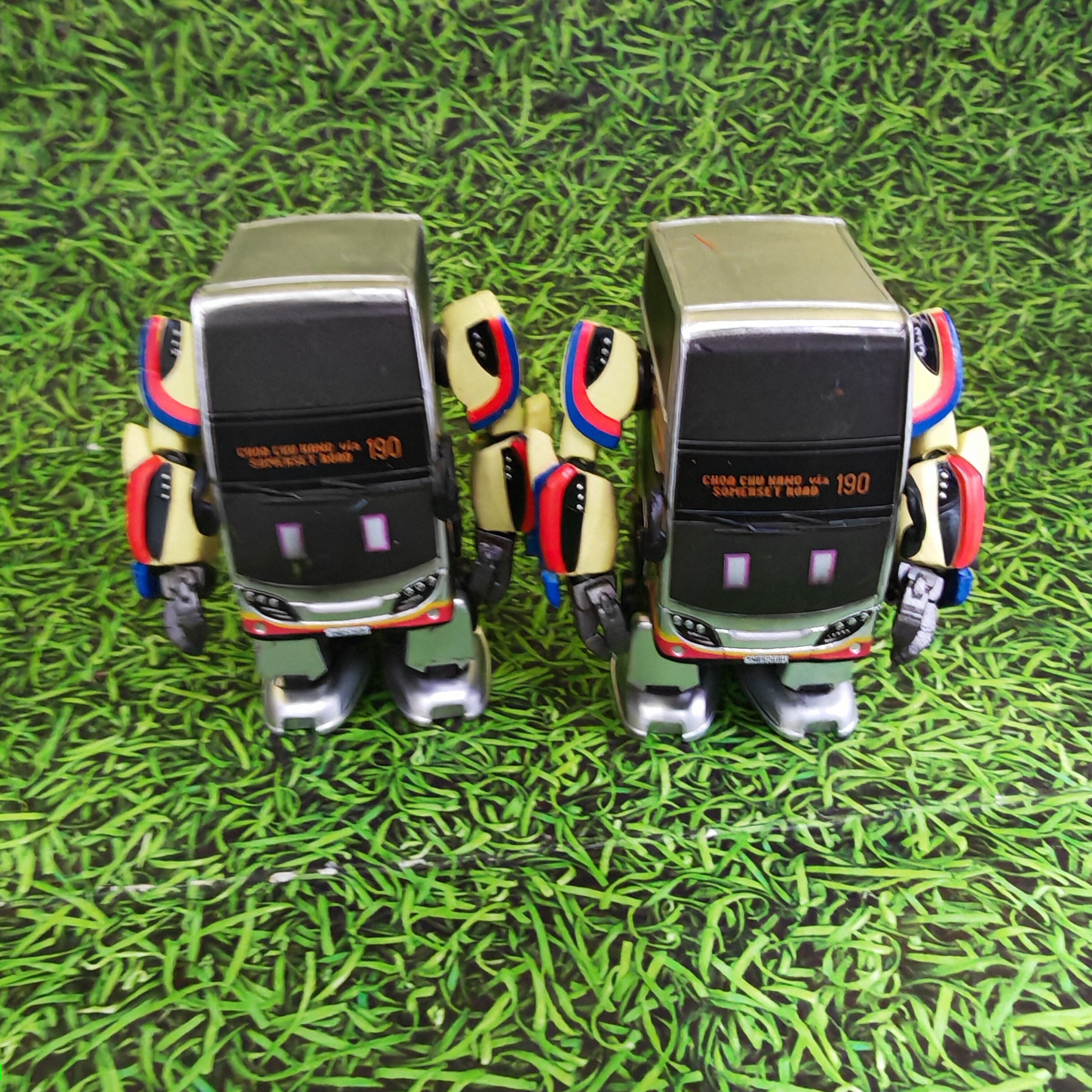 香港微影TINY城市合金车模型香港重机模型第三代飞机龙运九巴红的