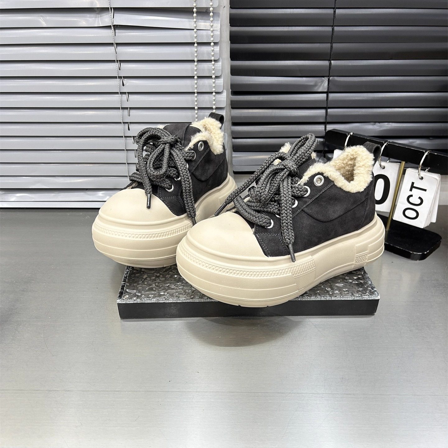 欧货厚底面包鞋女加绒保暖大棉鞋