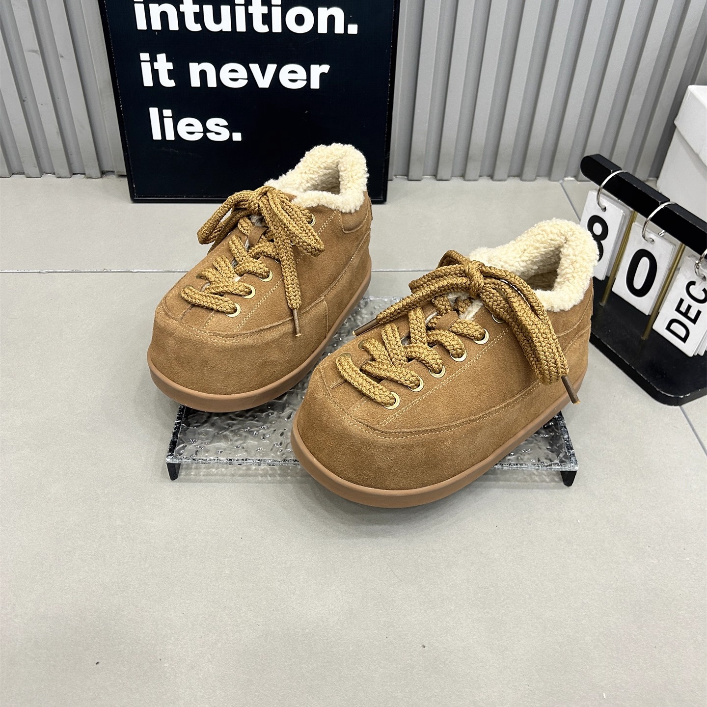 卡皮巴拉面包鞋女2025新款冬季