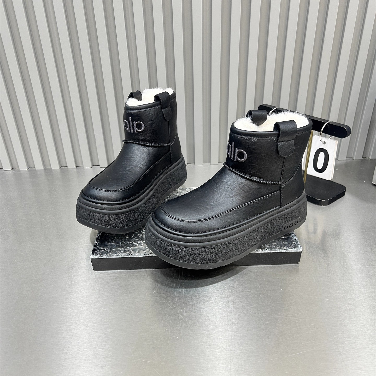 雪地靴女加绒保暖厚底短靴