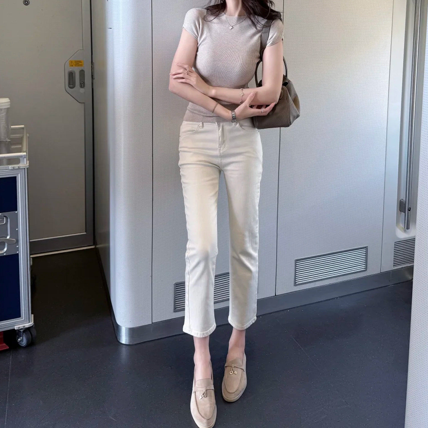 白色直筒修身显瘦牛仔裤女2026新款百搭弹力八九分小个子法棍裤子