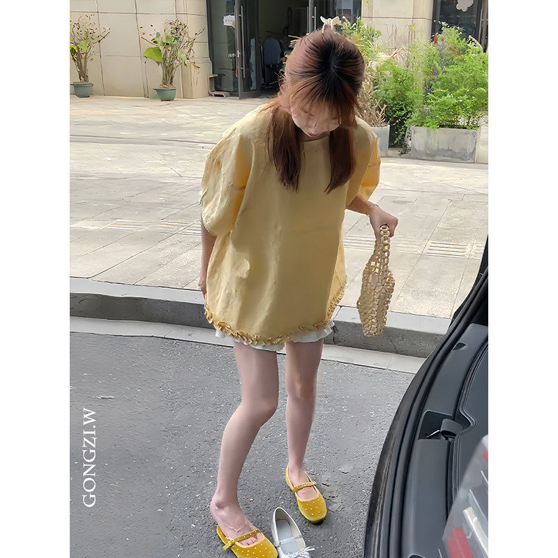 夏季穿搭一整套慵懒风宽松圆领短袖衬衫女时尚气质花边短裤两件套