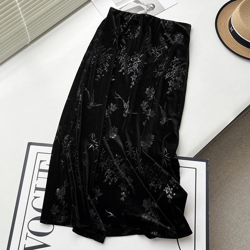 新中式复古直筒微a字丝绒裙