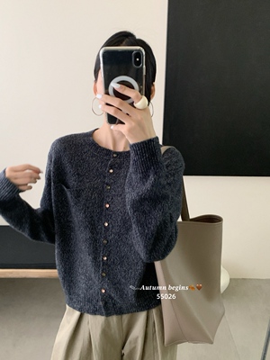YOYO-叠穿也美丽 韩系圆领单排彩扣羊毛针织开衫女上衣气质秋款