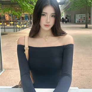 Veryrareme 弹力修身塑形一字肩长袖