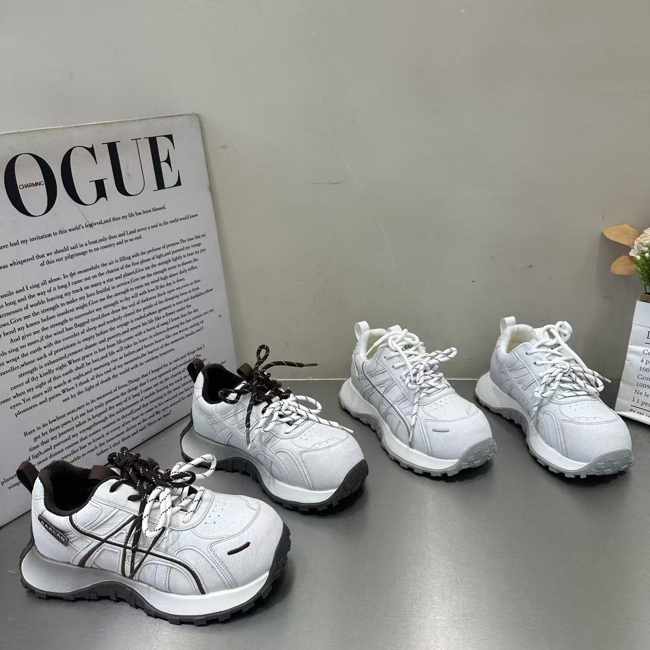 欧货厚底加绒复古老爹鞋女2025年新款冬季百搭休闲运动增高跑步鞋