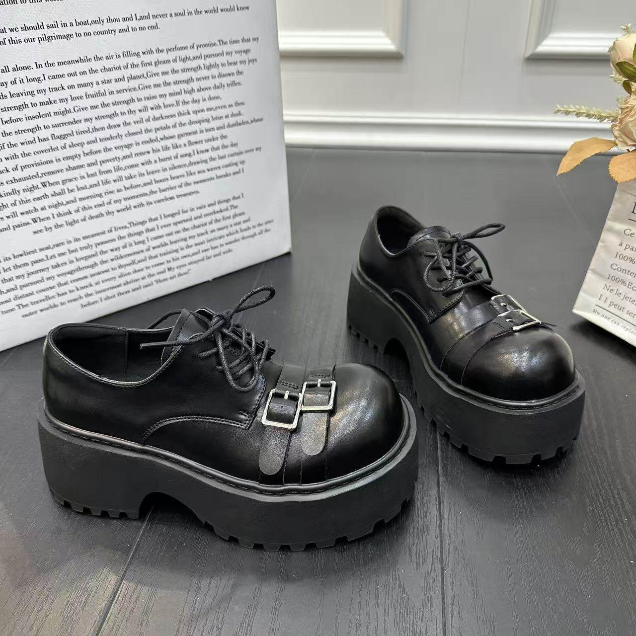 2026新款春季英伦风增高厚底乐福鞋女欧洲站系带皮带扣大头松糕鞋,女鞋,棉鞋,淘宝优惠券,粉丝福利购,淘宝优惠卷