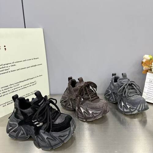 2026秋冬新款厚底增高老爹鞋女百搭复古休闲加绒水洗做旧运动棉鞋