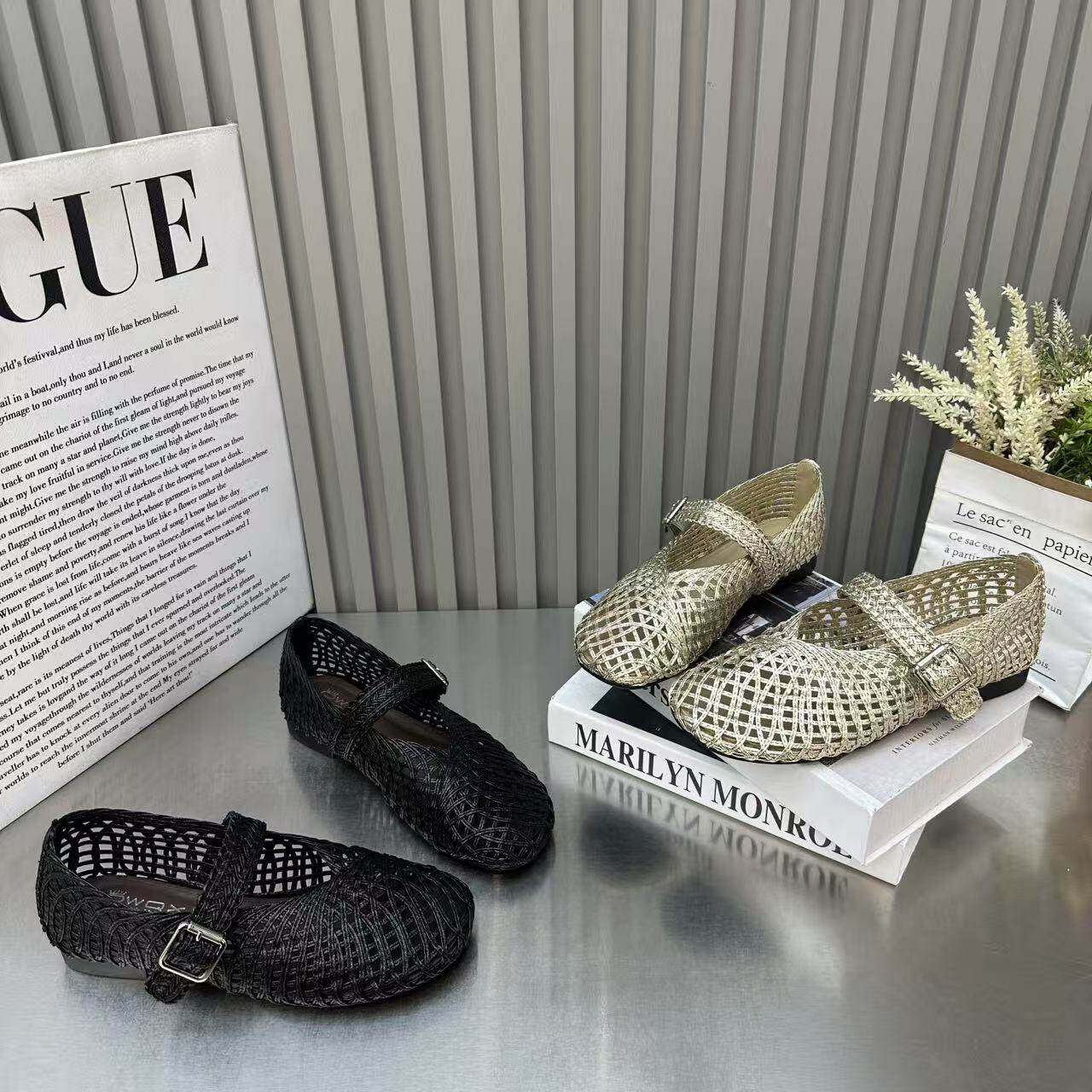 2026新款法式平底镂空渔网包头凉鞋女2026新款夏季配裙子玛丽珍鞋