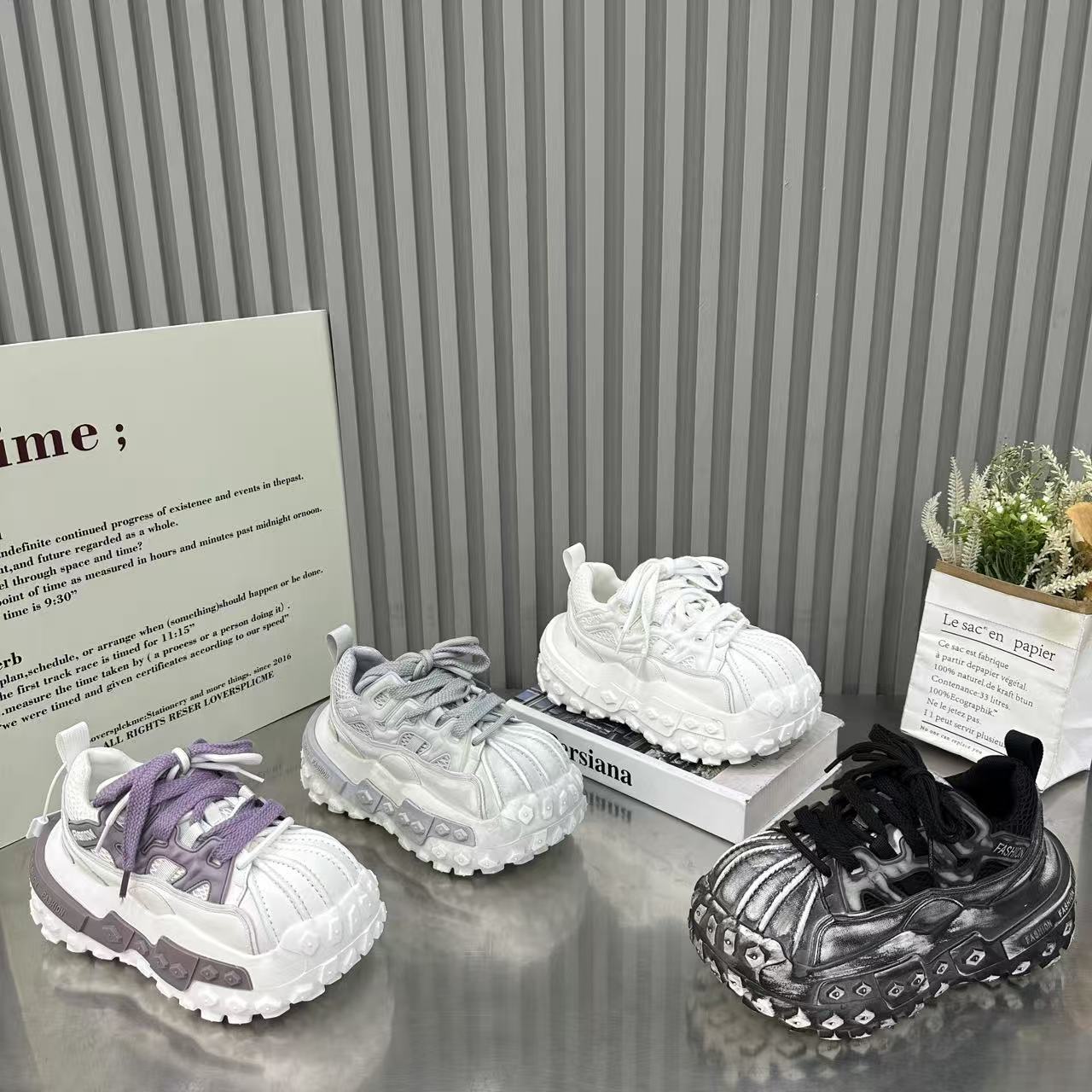 欧洲站贝壳头做旧轮胎底老爹鞋女2026秋季新款时尚厚底百搭休闲鞋