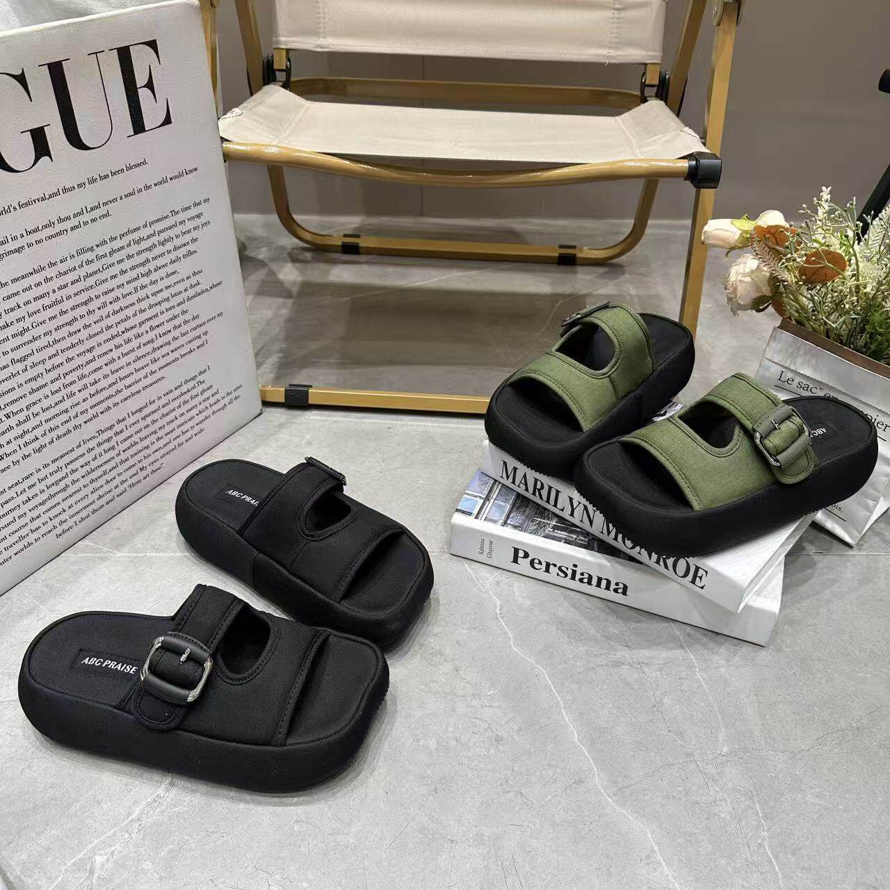 巴宝秀2026新款时尚露趾魔术贴休闲拖鞋女方头布面厚底时尚凉拖鞋