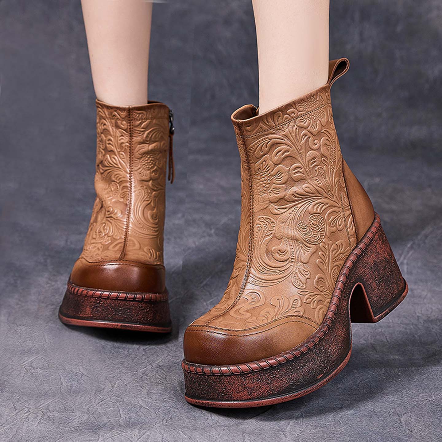 真皮复古民族风头层牛皮女靴子