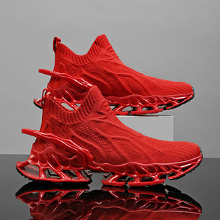 本命年红色男鞋春季透气飞织刀锋袜子鞋一脚蹬青少年厚底运动鞋男