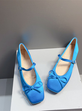 法式缎面芭蕾舞低跟鞋女蓝色2025春季新款粗跟浅口单鞋女玛丽珍鞋