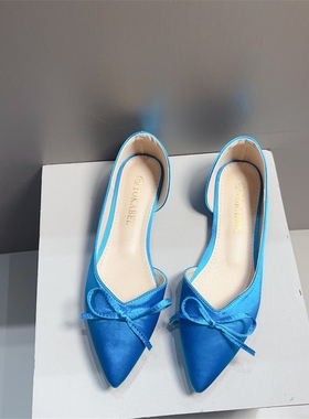 法式晚风配裙鞋子女尖头小单鞋2025年新款浅口气质蓝色缎面平底鞋
