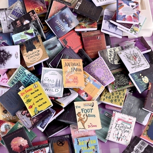 Dollhouse1:12迷你娃娃屋袖珍配件杂志书本BJD场景拍摄道具漫画书