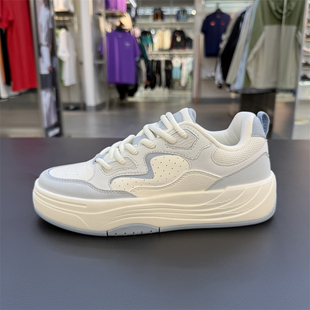 安踏PG7板鞋女鞋2025秋新款休闲百搭经典透气潮运动板鞋122538079