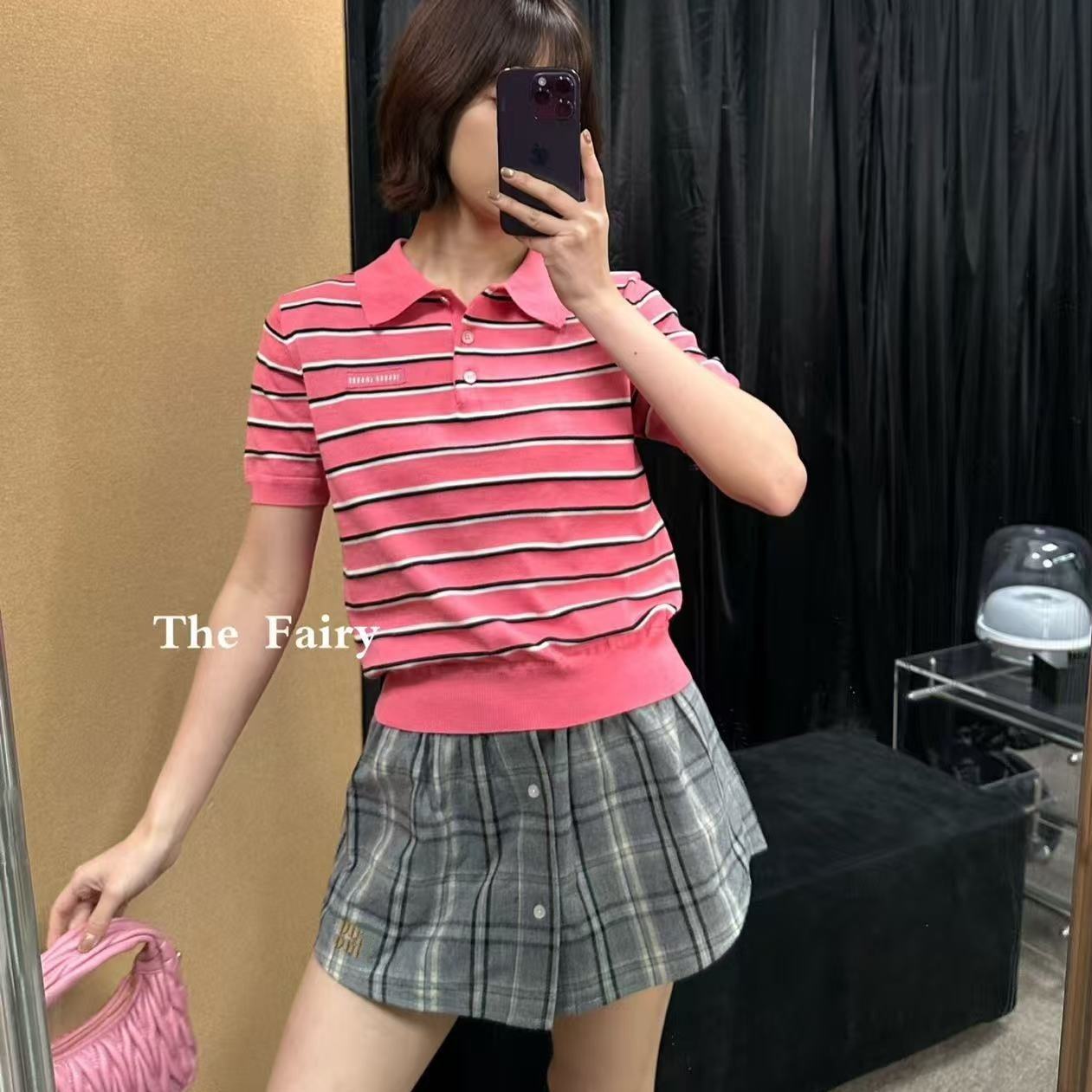 好漂亮玫粉色翻领条纹短袖针织衫女2026年早春新款短上衣宽松休闲