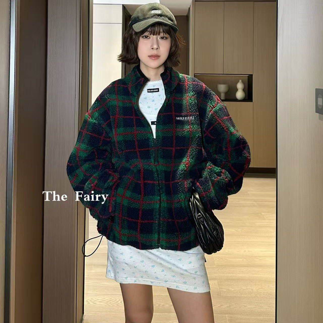 好漂亮复古日杂感摇粒绒立领格子外套女短款拉链宽松百搭时尚热销