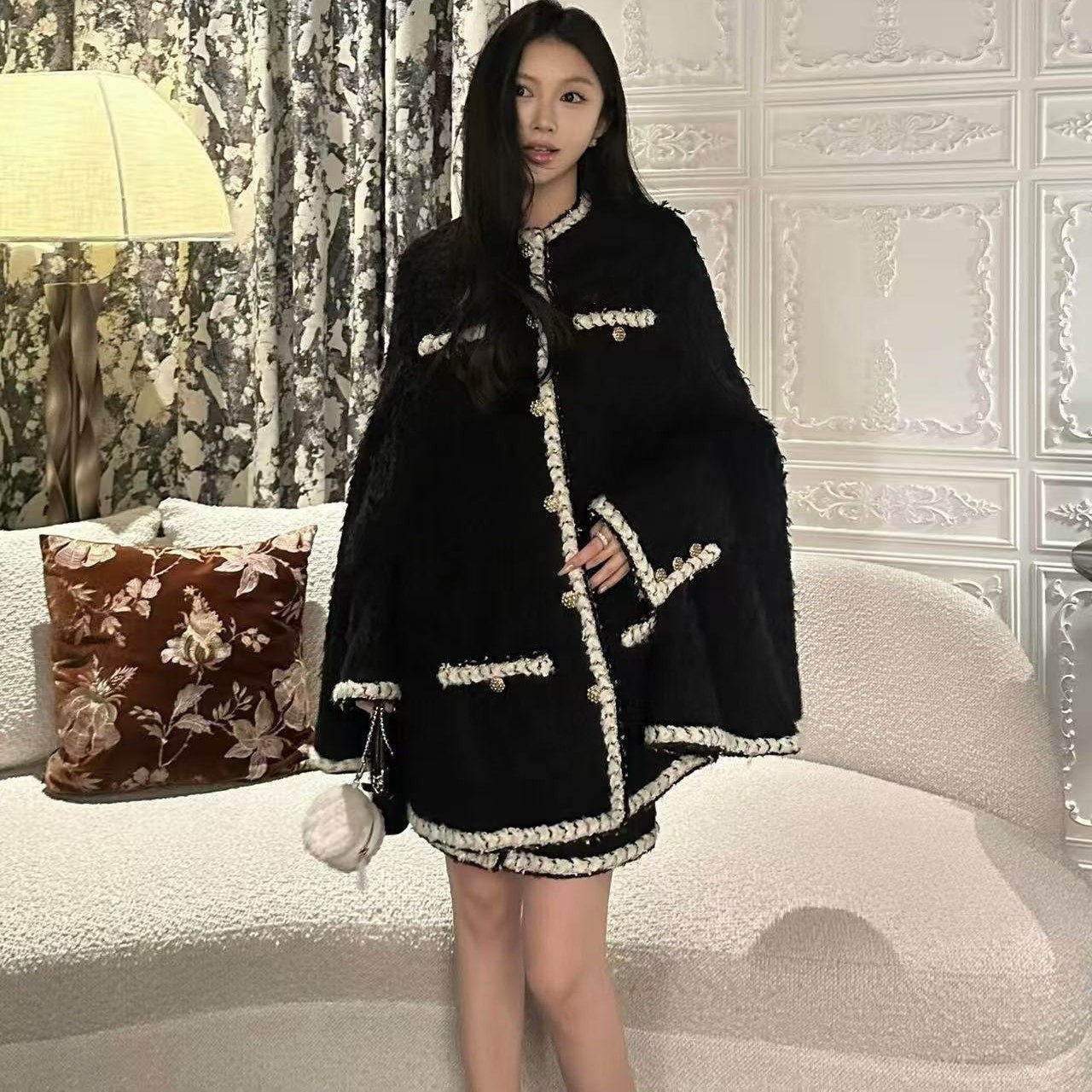 好漂亮好漂亮黑色粗花呢小香风斗篷外套女2025年冬季新款短上衣潮