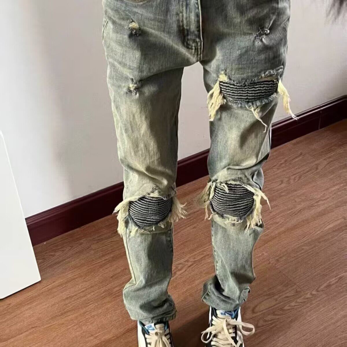 黄泥乞丐破洞补丁贴布潮牌牛仔裤