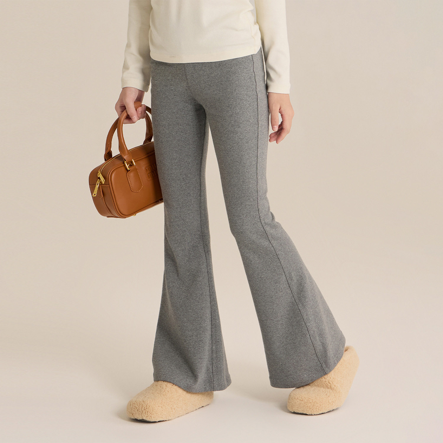 女童加绒喇叭裤2026秋冬新款外穿春季儿童长裤灰色休闲女大童裤子,童装/婴儿装/亲子装,裤子,淘宝优惠券,粉丝福利购,淘宝优惠卷