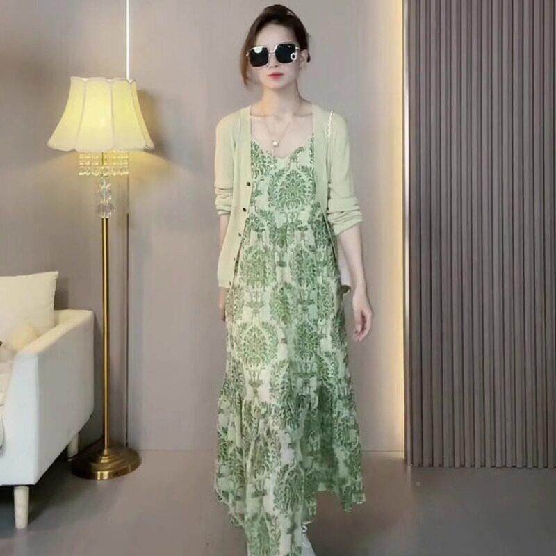 欧洲站两2025秋色装新款海边8644度假超仙女长裙绿碎吊带连衣花裙