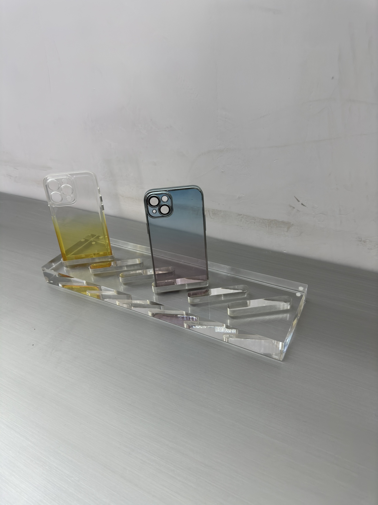 展示架亚克力苹果手机壳陈列架