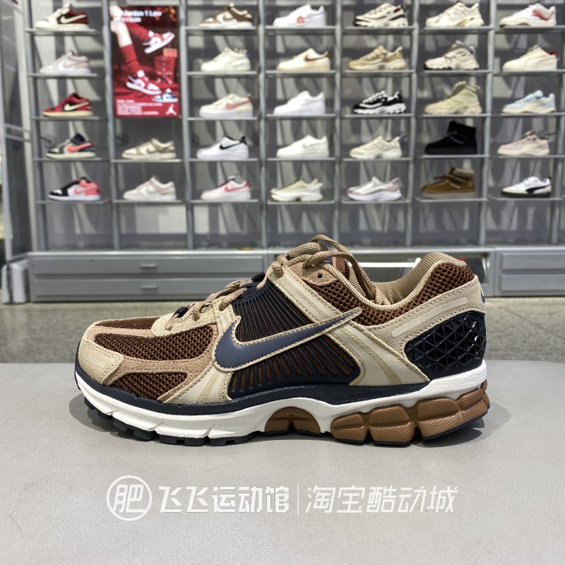 耐克ZOOM轻便减震休闲跑步鞋