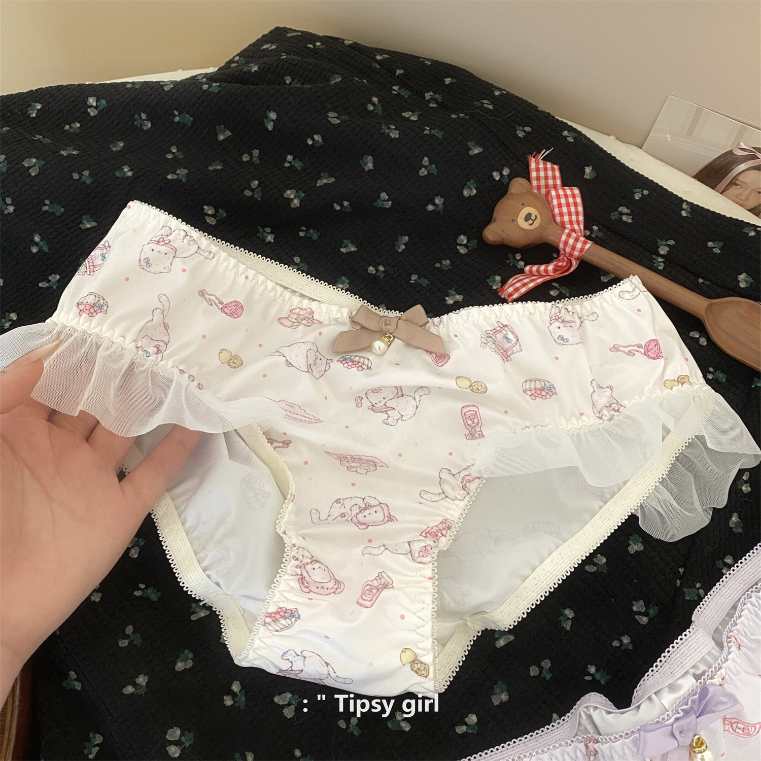 ：" 烦心事永久打烊 "日系可爱印花蝴蝶结冰丝内裤女生纯棉裆新款,女士内衣/男士内衣/家居服,女三角裤,淘宝优惠券,粉丝福利购,淘宝优惠卷