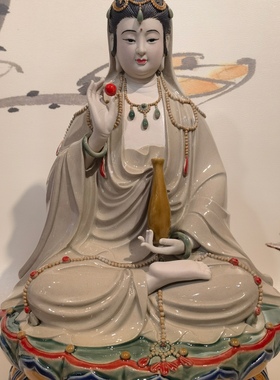 推荐莲花观音菩萨坐像中式石湾公仔陶瓷客厅供奉玄关神龛手工摆件