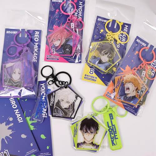 蓝色禁区周边正版官谷钥匙扣滴胶亚克力挂件洁世一蜂乐回足球动漫