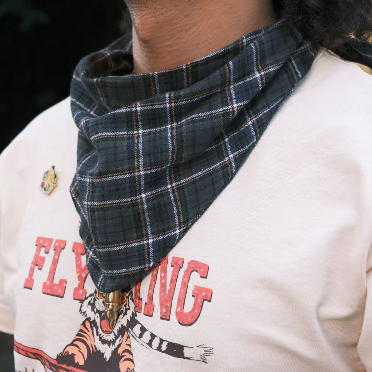 Switzerland勃艮第复古棉麻三角巾男女百搭格子丝巾搭配装饰围巾