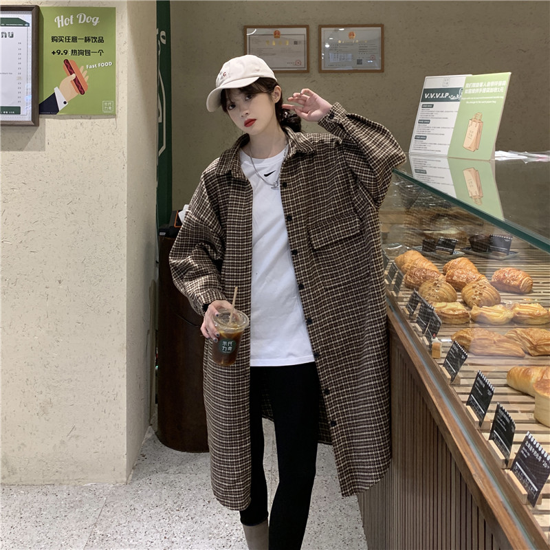 Real price loose medium length shirt with irregular hem and thickened plaid coat