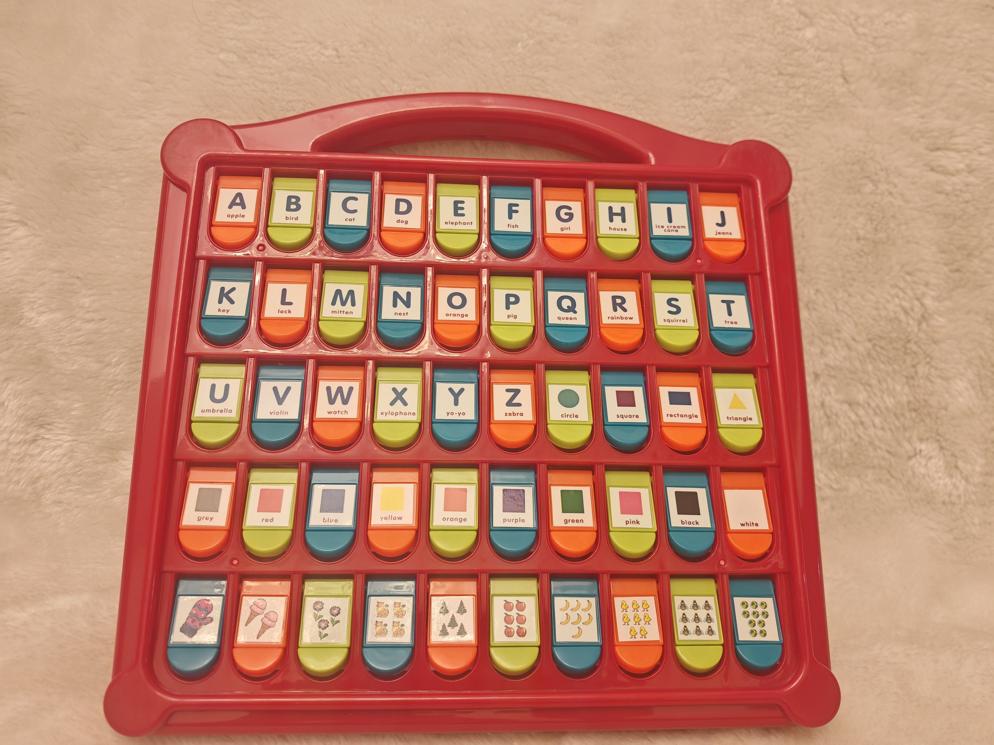 儿童英语启蒙字母形状颜色数数早教益智游戏字母躲猫猫认知玩具3+